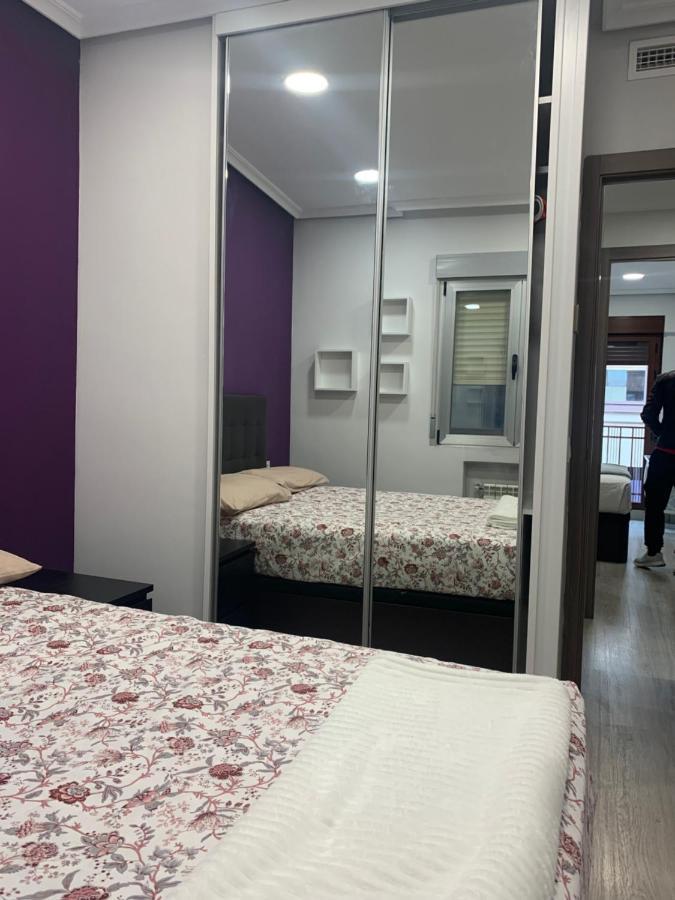 Apartamento Deluxe, 4 Habitaciones, Parking Madrid Eksteriør billede