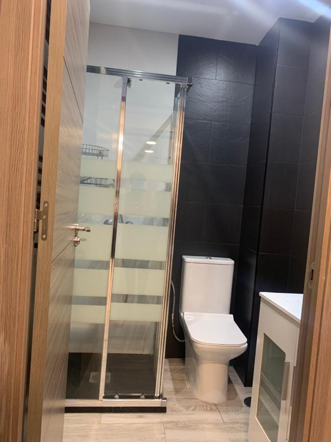 Apartamento Deluxe, 4 Habitaciones, Parking Madrid Eksteriør billede