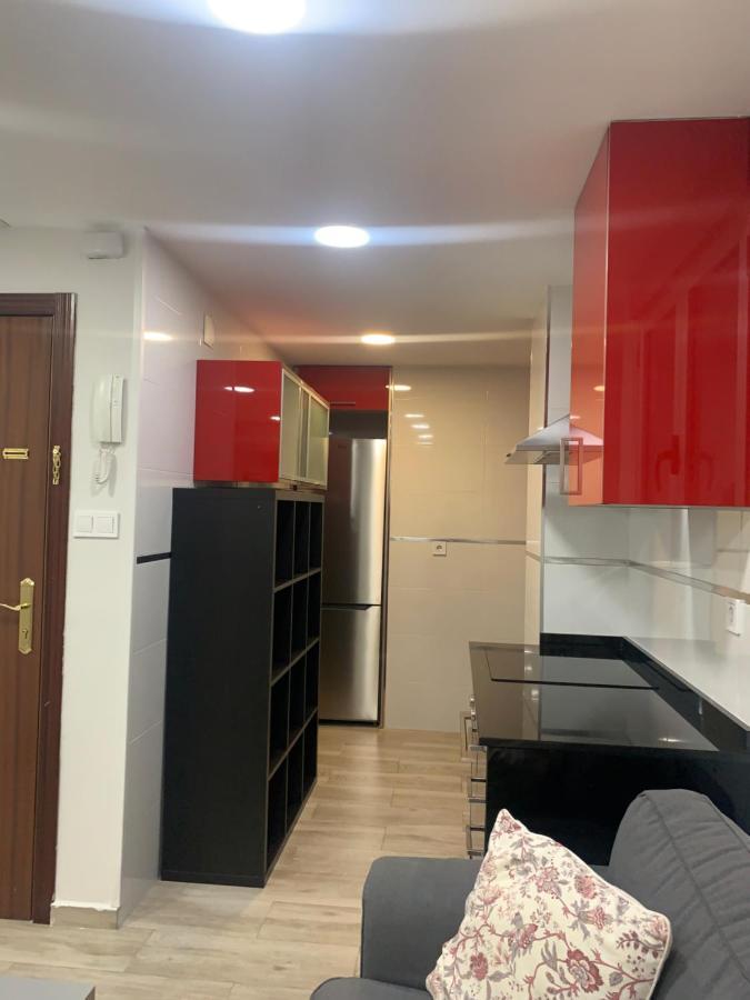 Apartamento Deluxe, 4 Habitaciones, Parking Madrid Eksteriør billede