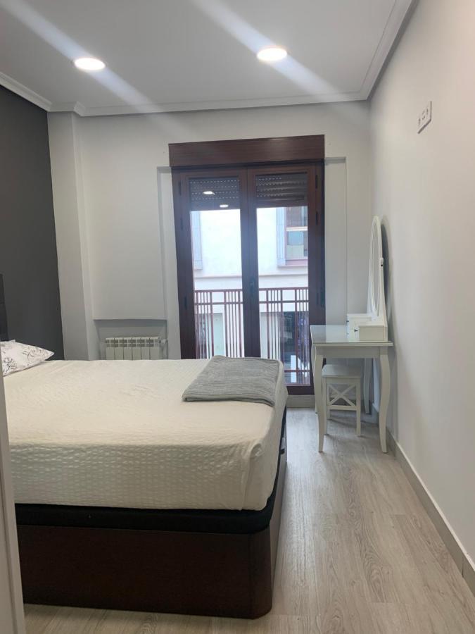 Apartamento Deluxe, 4 Habitaciones, Parking Madrid Eksteriør billede