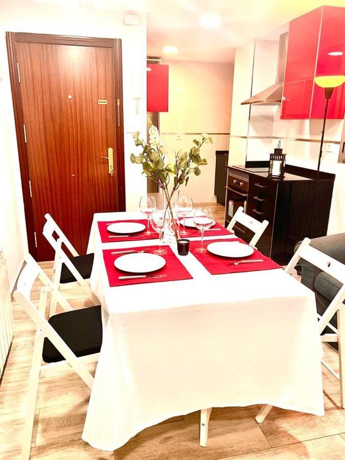 Apartamento Deluxe, 4 Habitaciones, Parking Madrid Eksteriør billede